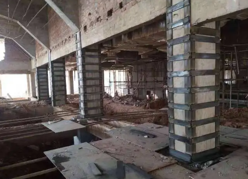 包鋼青青草在线播放